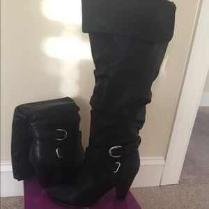 Woman's boots brand new never worn